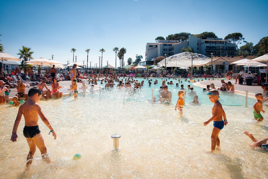 Campeggio con parco acquatico a Fréjus nel Var