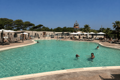 Immagine Giugno al campeggio Saint-Aygulf Plage: la stagione estiva è in pieno svolgimento